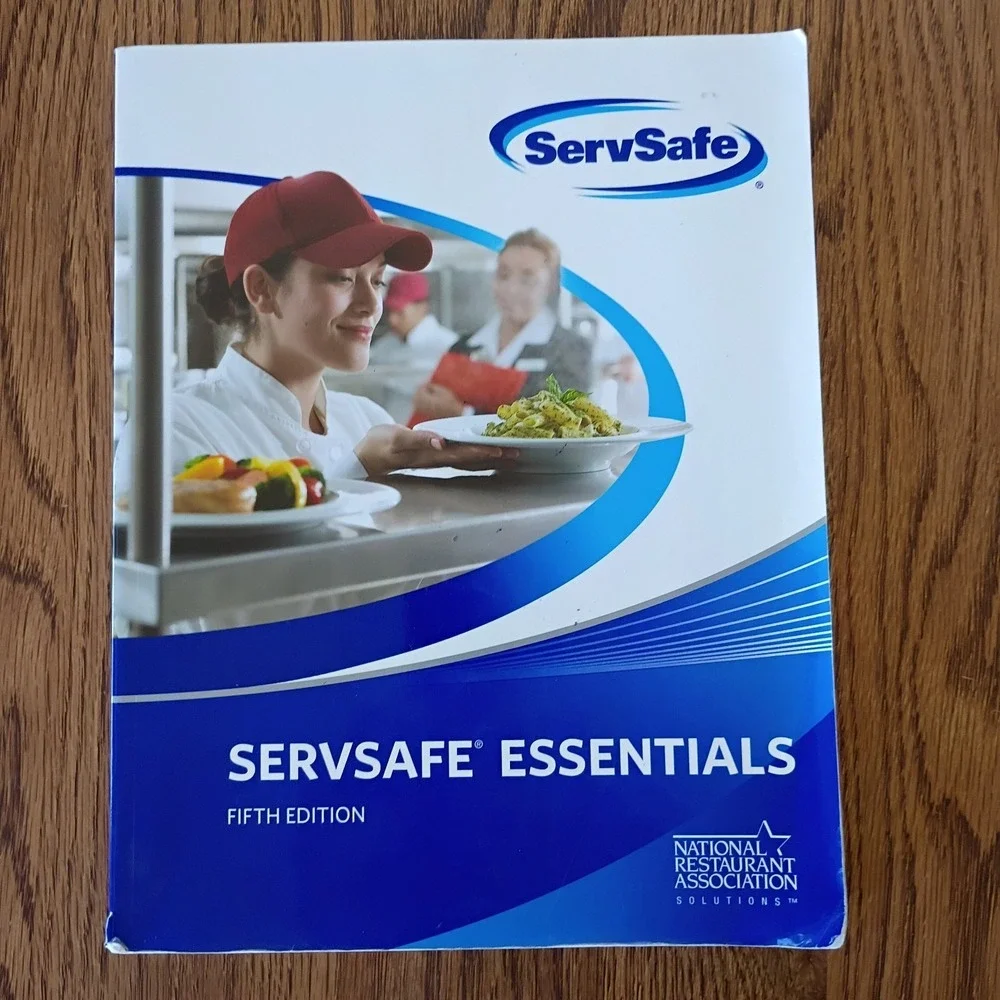 Servsafe Essentials Fifth Edition - Trade Paperback - GOOD
